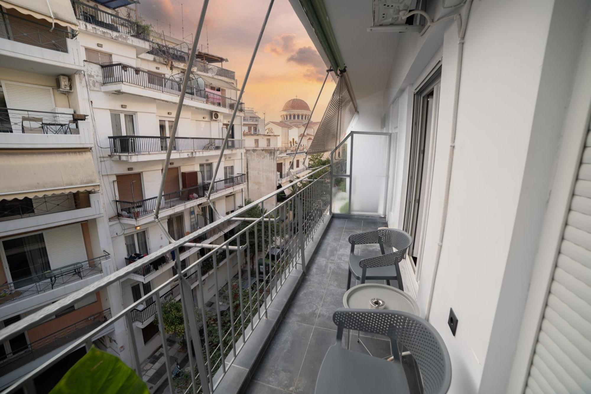 Urban Maison Premioum Larissa